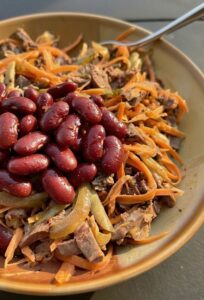 Салат с куриной печенью 